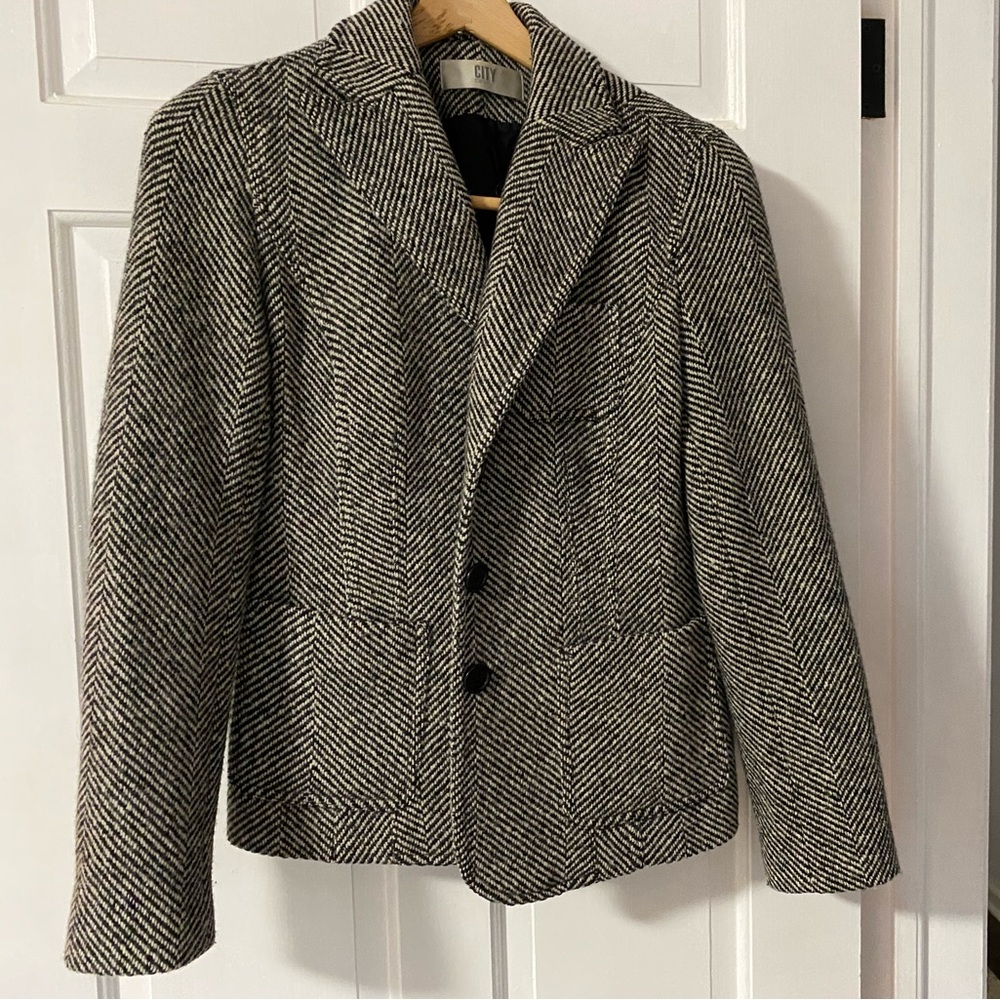 Black and white Herringbone Blazer size 8